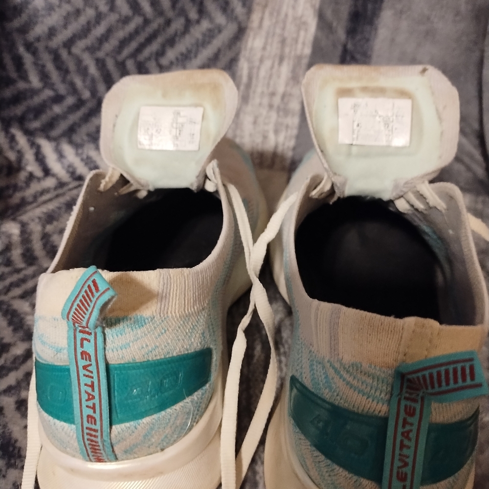 Brooks Women's Levitate 4 - Size 10 - Picture 8 of 16